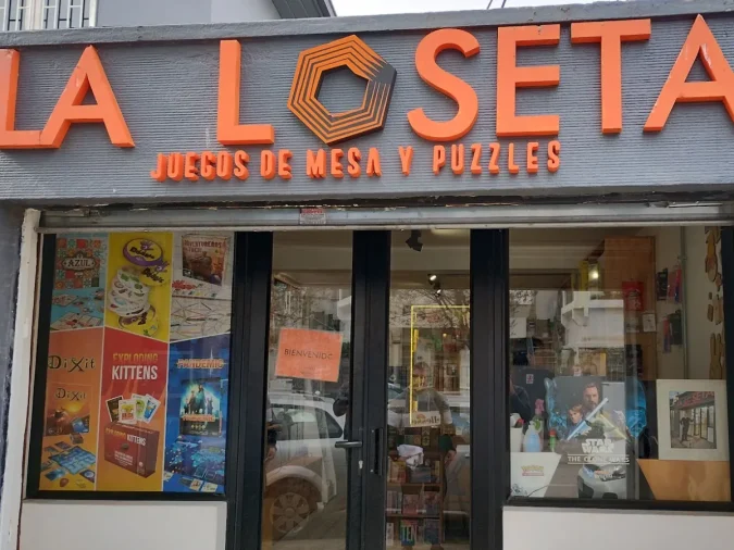 montaje de tienda, vinilos o rotulación de vitrina